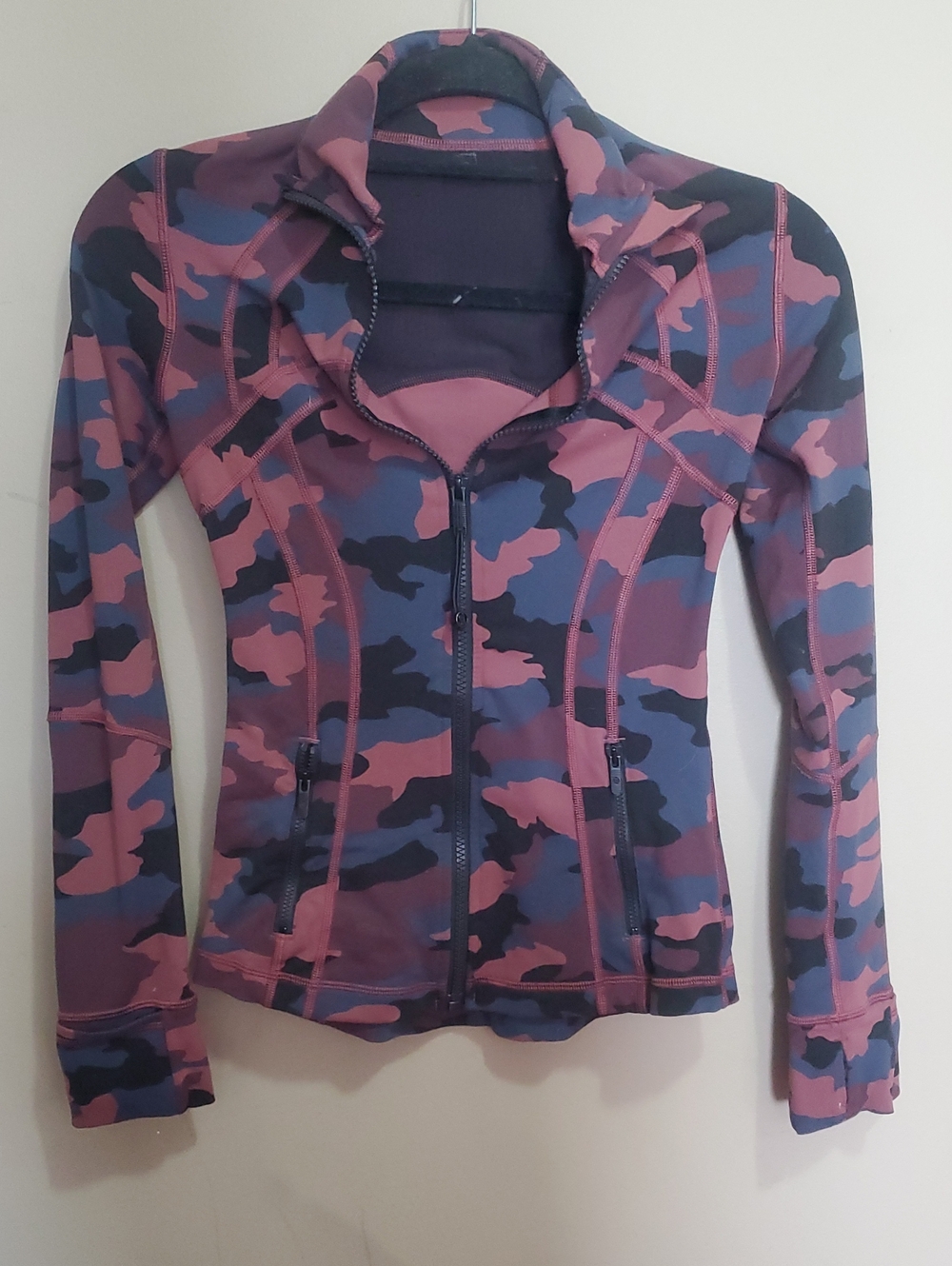 Lululemon Define Jacket Size 2 Heritage 365 Camo Smoky Red Night Sea Multi